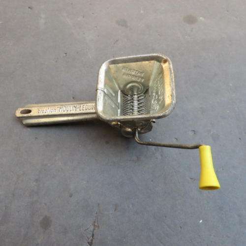 OLD PARMESAN GRATER - MOULI PARSMINT - FRANCE - PLEASE HAVE A LOOK