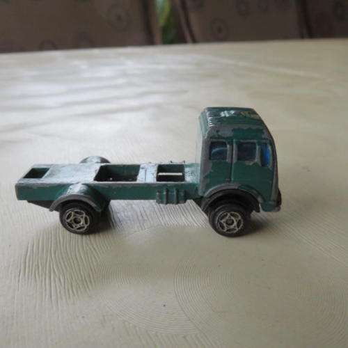 TRUCK - MADE IN CHINA - PLEASE HAVE A LOOK