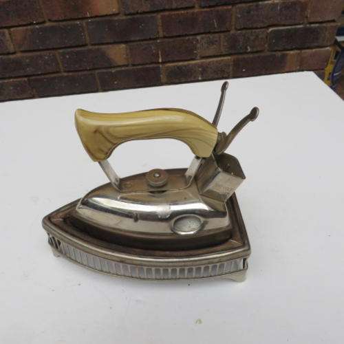 OLD IRON WITH TRIVET - PLASH - A COLLECTORS ITEM - PLEASE HAVE A LOOK