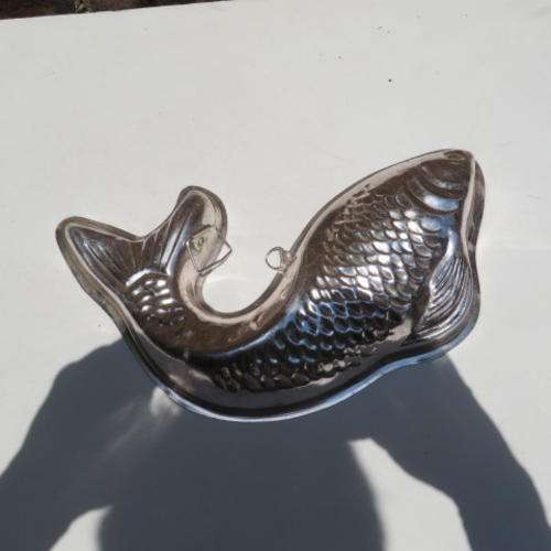 JELLY MOULD FISH - 350 MM - PLEASE HAVE A LOOK