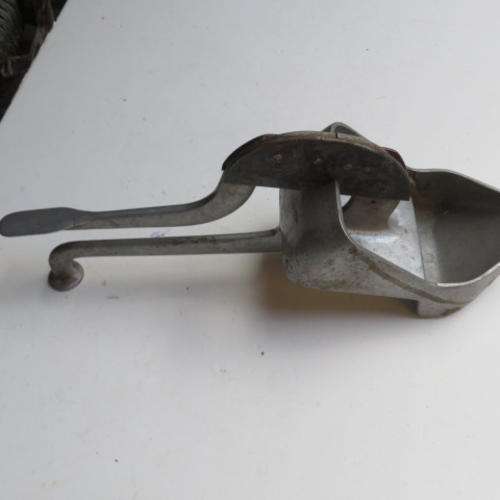 LARGE OLD ALUMINIUM ORANGE / LEMON SQUEEZER - 400 MM LONG