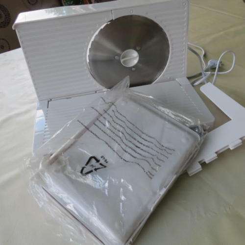 SUNBEAM ELECTRIC MEAT SLICER