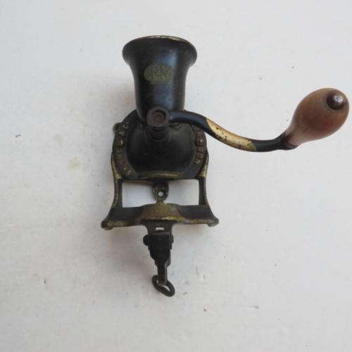 VINTAGE SPONG & CO NO. 1 COFFEE GRINDER - A REAL COLLECTORS ITEM