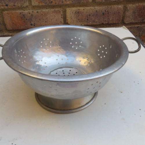 ALUMINIUM COLANDER - 235 MM DIAM. - 110 MM HIGH