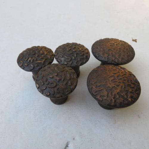 FIVE COPPER CUPBOARD KNOBS - 25 AND 30 MM DIAM.