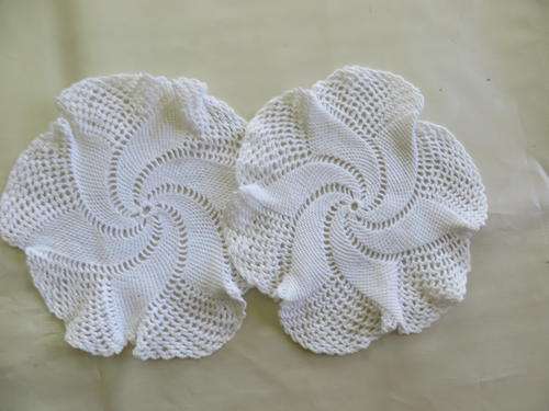 TWO BEAUTIFUL DOILLIES - 180 MM DIAM.