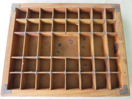 WOODEN PRINTERS TRAY - 390 X 310 X 45 MM - AS PER SCAN