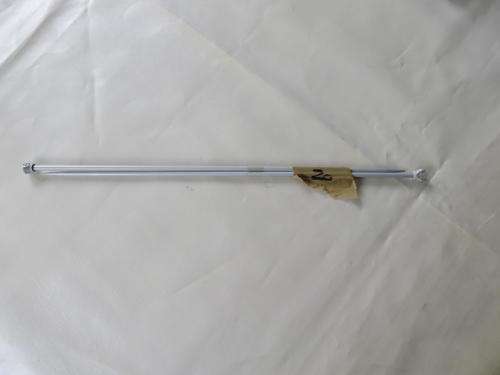 A PAIR OF KNITTING NEEDLES - SIZE 8 - AERO -  AS PER SCAN