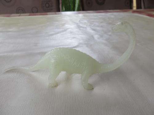HARD PLASTIC DINOSAUR - AS PER SCAN - WILL COMBINE POSTAGE