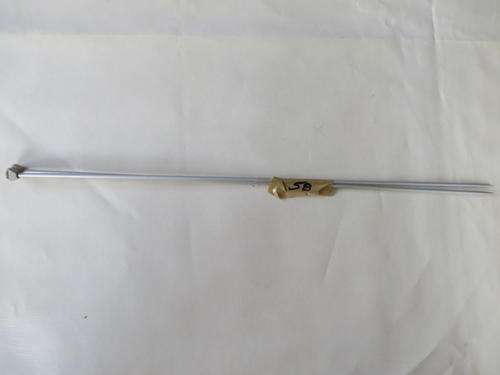 A PAIR OF KNITTING NEEDLES - SIZE 2 3/4 - AERO -  AS PER SCAN