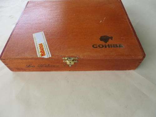 WOODEN CIGAR BOX - 250 X 195 X 47 MM - COHIBA - HABANA,CUBA