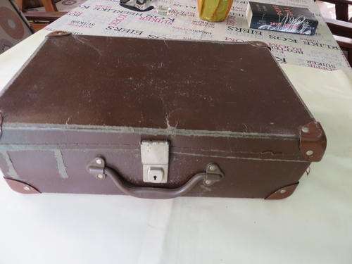 OLD BROWN  SCHOOL CASE - 390 X 265 MM - 130 MM HIGH - CHENEY
