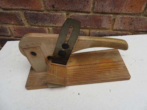 WOODEN BILTONG CUTTER - 380 X 150 MM - 170 MM HIGH