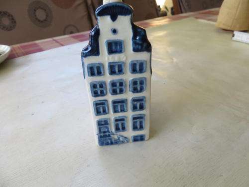 BLUE DELFT - KLM HOUSE NO.14 - STILL A BIT OF LIQUER IN IT