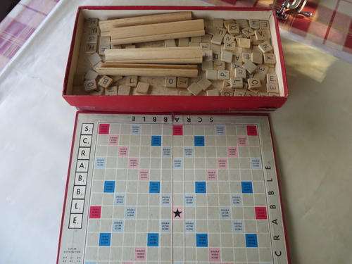 VINTAGE ENGLISH SCRABBLE - WOODEN TILES - COMPLETE - FOR PRODUCTION AND MARKETING COMPANY