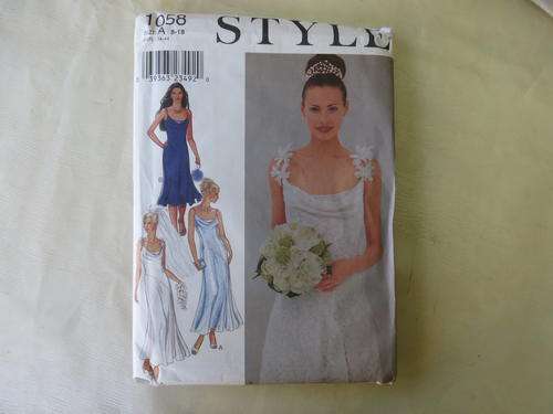 STYLE - PATTERN NO. 1058 - SIZE A 8-18 - FACTORY FOLDED
