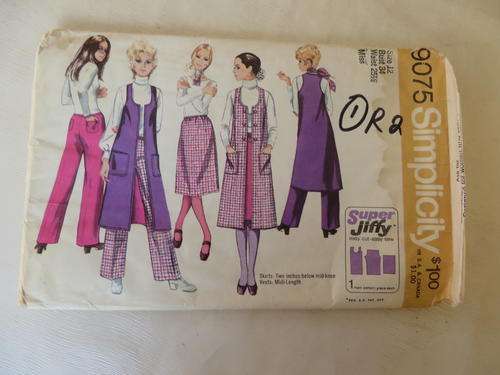 SIMPLICITY - PATTERN NO.9075 - SIZE 12 - BUST 34 - FACTORY FOLDED