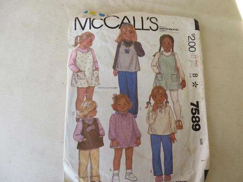 MCCALL'S - PATTERN NO. 7589- SIZE 1