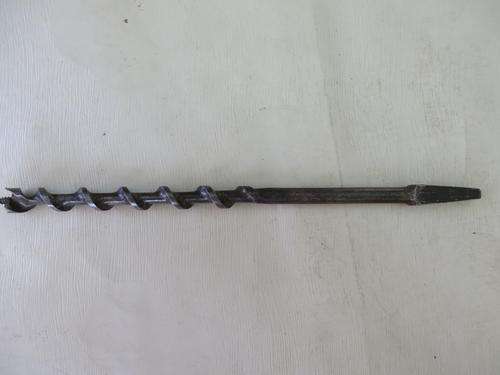 OLD WOOD DRILL BIT - APPR. 200 MM LONG - 9 MM - U.S.A. - AS PER SCAN