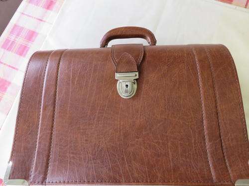 MEN'S LEATHER BAG - 420 130 MM - 300 MM HIGH - NO KEY - AS PER SCAN