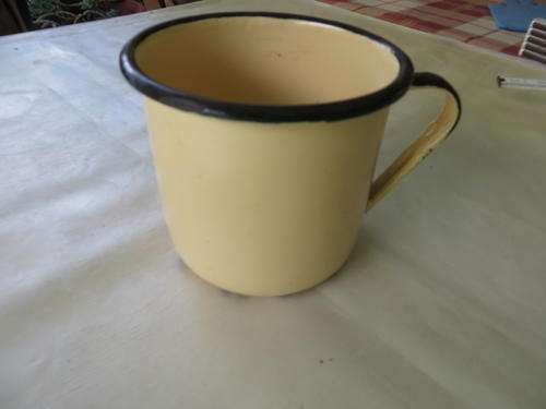 ENAMEL MUG -100  MM DIAM. - 90 MM HIGH - AS PER SCAN