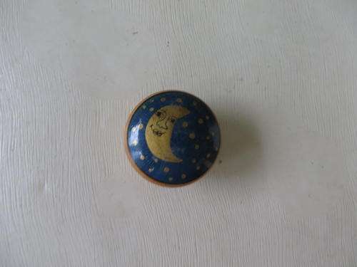 FOR THE TOOTH FAIRY - SMALL WOODEN BOX - 32 MM DIAM. - AS PER SCAN