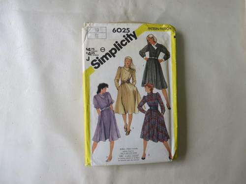 SIMPLICITY - PATTERN NO. 6025 - SIZE 10 -  FACTORY FOLDED - AS PER SCAN