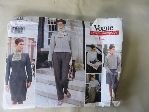 VOGUE - PATTERN NO. 1644 - SIZE 18-20-22 - FACTORY FOLDED - AS PER SCAN