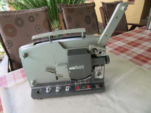 VINTAGE BOLEX SM8 SUPER 8MM SOUND PROJECTOR - MODEL NO. 197 976 - AS PER SCAN