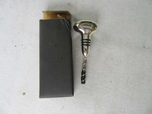MUTUAL & FEDERAL BOTTLE STOPPER / CORK SREW - AS PER SCAN