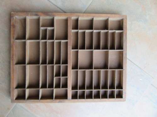WOODEN PRINTERS TRAY - 530 X 410 X 40 MM - AS PER SCAN