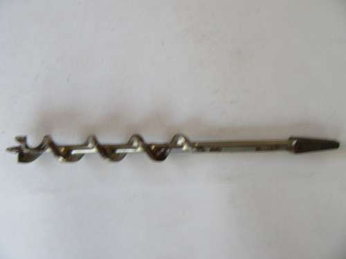 VINTAGE AUGER WOOD DRILL - 12  MM - THE IRWIN BIT - AS PER SCAN