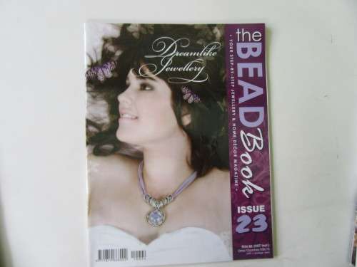 THE BEAD BOOK / MAGAZINE TO IMPROVE YOUR SKILLS AND GIVE YOU NEW IDEAS