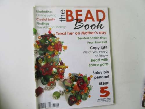 THE BEAD BOOK / MAGAZINE TO IMPROVE YOUR SKILLS AND GIVE YOU NEW IDEAS