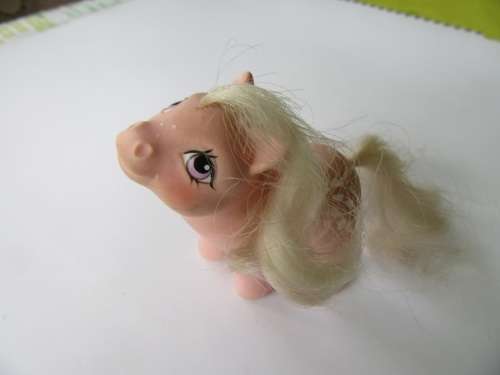 MY LITTLE PONY - HASBRO 1984 - PATENT PENDING -  AS PER SCAN
