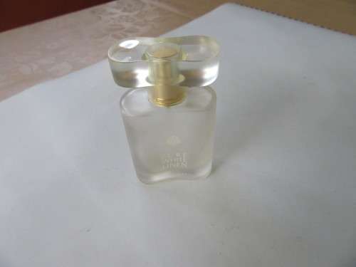 PERFUME BOTTLE - ESTEE LAUDER - PURE WHITE LINEN 30 ML - AS PER SCAN