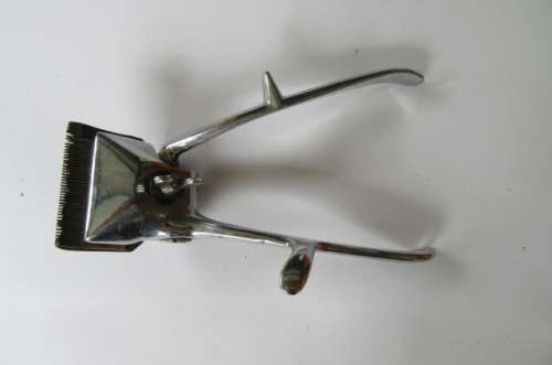 VINTAGE HAIR CLIPPER - AS PER SCAN