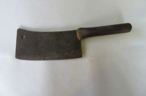 OLD AND RUSTY MEAT CLEAVER - 200 X 185 MM - 330 MM LONG - 200 BODMANN - AS PER SCAN
