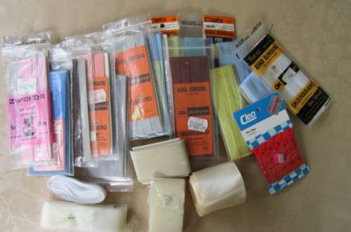 22 VARIOUS BIAS BINDING ITEMS OR SIMILAR - AS PER SCAN