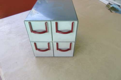 FOR DAMIEN ONLY - VINTAGE SLIDE STORAGE BOX - 130 X 160 X 135 MM WITH 70 UNCHECKED SLIDES
