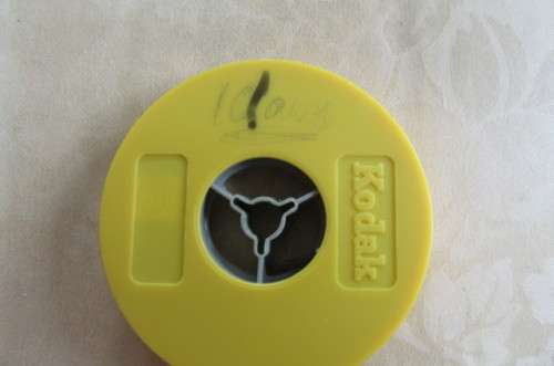 UNCHECKED 8MM KODAK MOVIE SPULE - AS PER SCAN - WILL COMBINE POSTAGE