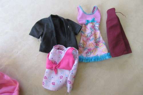 18 VARIOUS DOLLS AND OTHER ITEMS - AS PER SCAN - WILL COMBINE POSTAGE