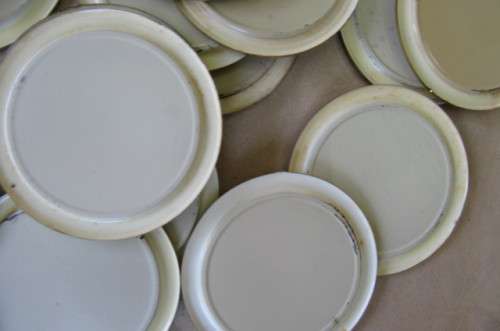 34 VARIOUS LIDS FOR CONSOL PRESERVE JARS - AS PER SCAN