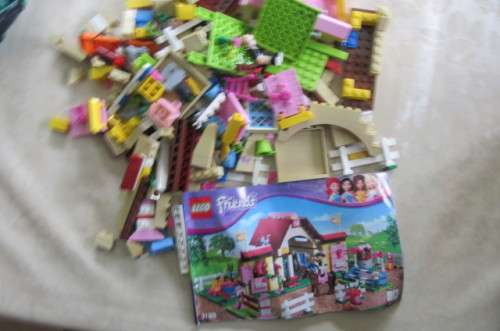 INCOMPLETE AND UNCHECKED LEGO ITEMS - LEGO - FRIENDS