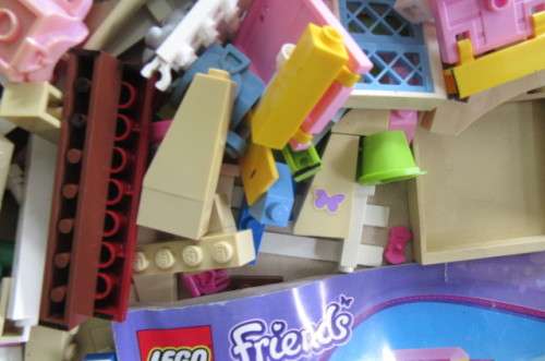 INCOMPLETE AND UNCHECKED LEGO ITEMS - LEGO - FRIENDS