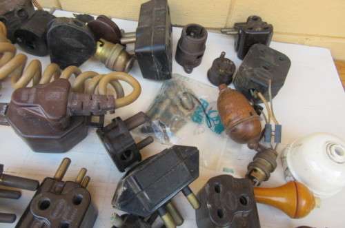 39 OLD ELECTRICAL ITEMS IN STORAGE BAG- BID PER ITEM