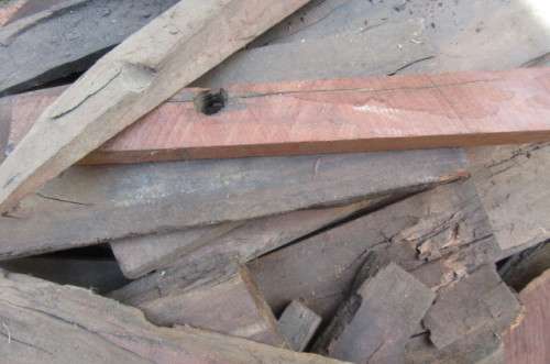 FOR THE SERIOUS WOODWORKER - 70 OFFCUTS FROM RAILWAY SLEEPERS - BID PER ITEM