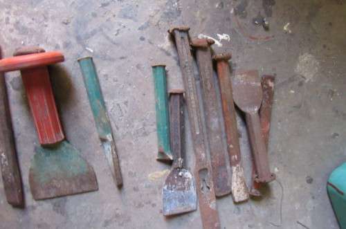 11 VARIOUS WELL USED CHISELS - AS PR SCAN - TO BE COLLECTED