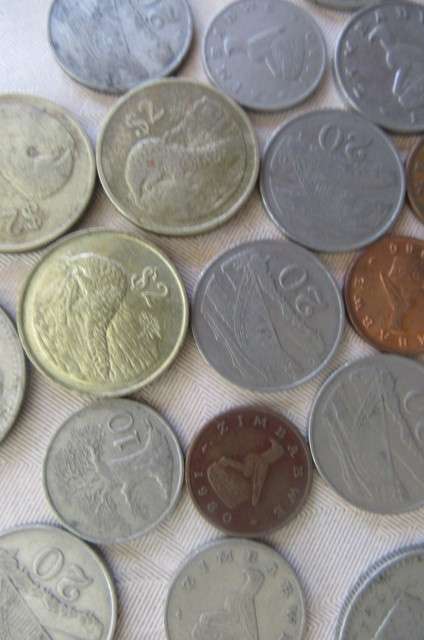 LUCKY DIP - CLEARANCE OF 175 UNCHECKED WORLD COINS - BID PER ITEM- GOOD FINDS POSSIBLE