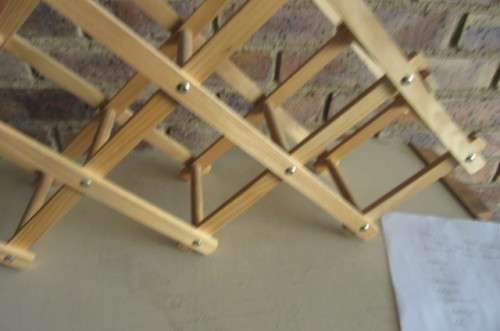 FOLDABLE WOODEN WINE RACK FOR 6 BOTTELS